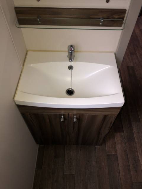 Meuble vasque du mobil home d'occasion 3 chambres IRM MARINA 2012