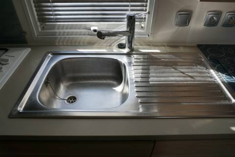 &eacute;vier inox du mobil home d'occasion 3 chambres O'HARA 784