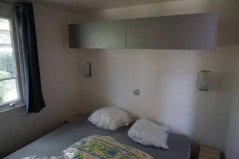 chambre parentale du mobil home d&rsquo;occasion 3 chambres O&rsquo;HARA 884