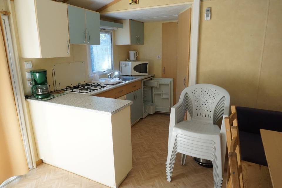 Cuisine du mobil home d'occasion IRM Pluton 1999